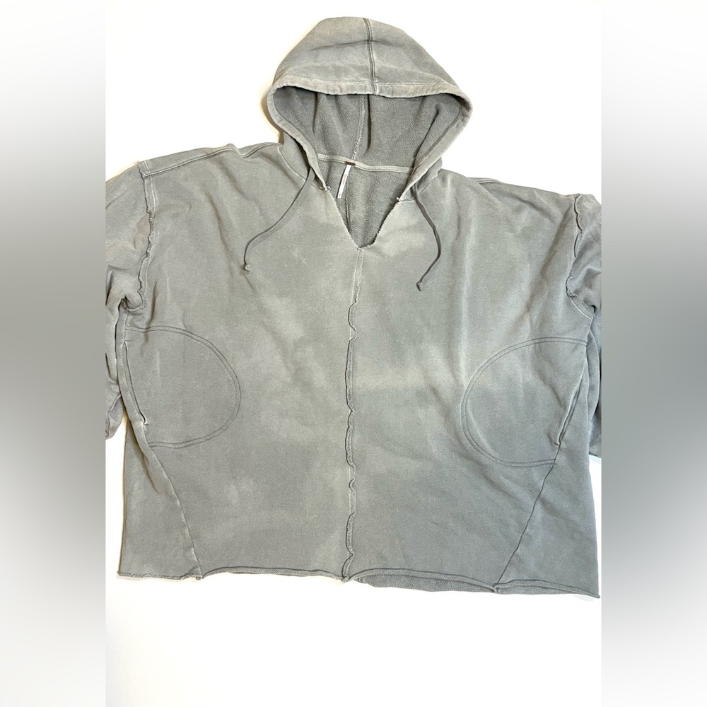 Free People Oversized Hoodie with Cinched Cuffs Sz:S Distressed Gray